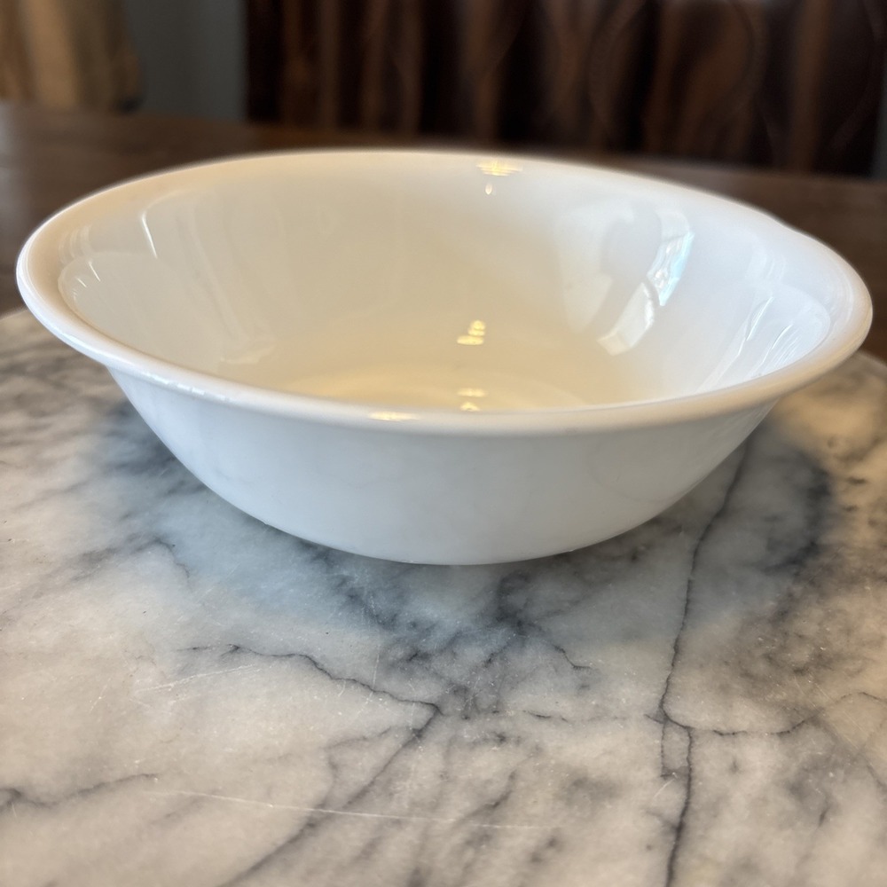 VTG Corelle Livingware By Corning Solid White Cereal Berry Fruit Bowl